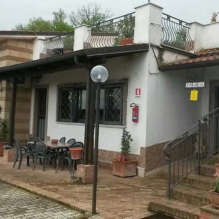 Agriturismo Borgo Nuovo Sant'Agata Dei Goti Migliara-San Silvestro Exterior foto